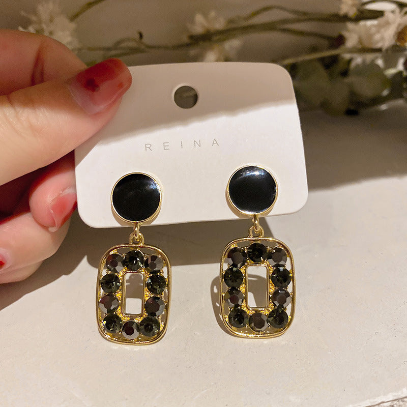 Vintage Oval Tassel Earrings – Light Luxury Court Style Jewelry by Glazenya