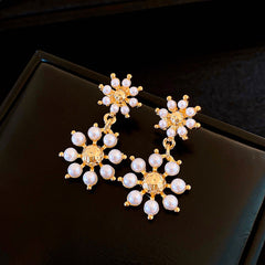 Baroque Luxe Earrings Collection – Exaggerated Vintage Drop & Pearl Styles
