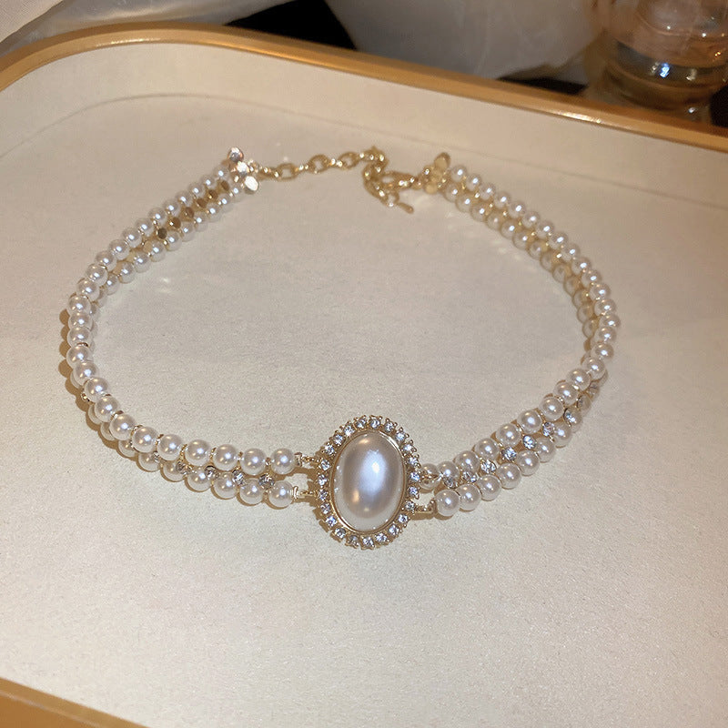 Pearl Necklace Collection – Vintage, Minimalist & Chic Choker Styles