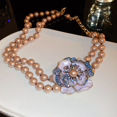 Gothic revival vintage necklace – exaggerated European light luxury statement jewelry with rhinestone and alloy designs