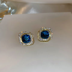 Vintage Oval Tassel Earrings Collection – Light Luxury Court Style