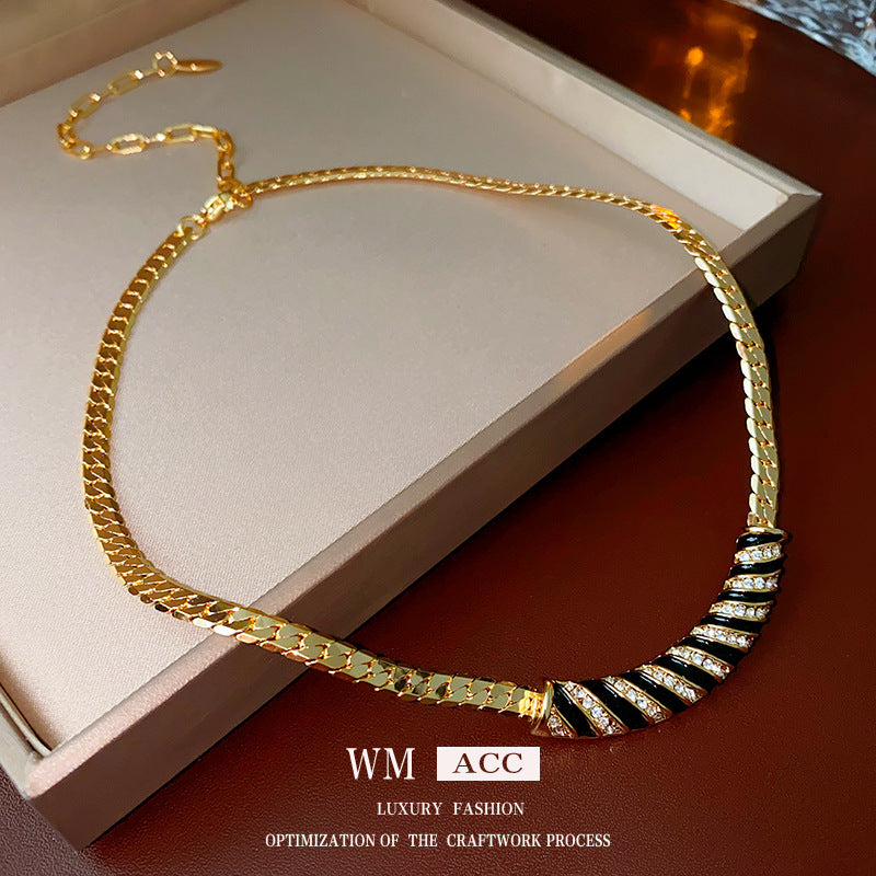 Medieval Luxe Statement Necklace – Vintage Geometric Series
